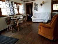 Gorgeous Getaway Cabin in the Woods near Lake Michigan in Wellston, Michigan - Ferienwohnung Wellston