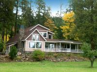 Luxury Cabin Rental in the Cascade Mountains near Crater Lake, Southern Oregon - B&B Prospect