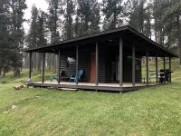Cute Creek-Side Cabin Nestled by Mount Rushmore in Rapid City - Bed and Breakfast Rapid City