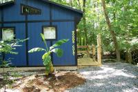 Cozy Tiny House in Tennessee Forest with Loft Beds & Country Breakfast - B&B Lebanon