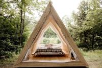 Idyllic Safari Tent with Sauna and Amazing Views in North Woodstock, New Hampshire - Chambres d'hôtes North Woodstock