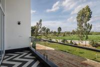 Crystal Blue Villa by StayJadePrivatePoolVegFood - B&B Doddaballapura