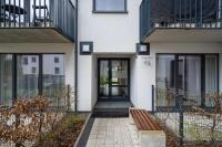 Modern Studio with Parking Kepa Mieszczanska by Noclegi Renters - Chambres d'hôtes Wrocław