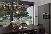 Villa Fasana-Apartment 4 by Vivi Rent - Chambres d'hôtes Fažana