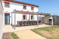 Gîte Milena - SPA - Puy duFou - Grande capacité - Bed and Breakfast Les Epesses