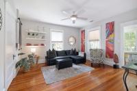 Old City Hideout l Historic l Walk to St George - Bed and Breakfast Saint Augustine