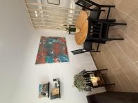 Apartment with Pool View