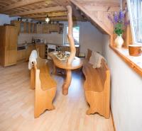 Roubenka pod pralesem - B&B Dolní Lomná