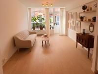 Spacious suite with private bathroom - B&B Brussels