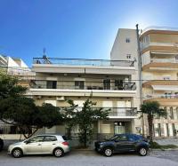 TReverie Stay -Modern 3BR Apartment for Families & Friends - Bed and Breakfast Thessaloniki
