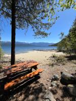 Lake View Suite, Forest Retreat, Balfour BC - B&B Balfour