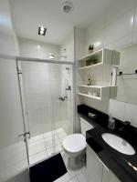 Studio 152 novo, completo com ar condicionado e muito bem decorado - centro - B&B Mogi das Cruzes