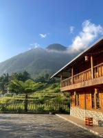 Hmong Farmstay - Bed and Breakfast Sa Pa