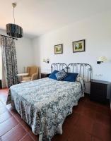 Doppelzimmer mit Balkon und Meerblick