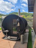 Loghouse HOKA -1日1組限定のバレルサウナ付貸別荘 大型犬ペット可 - Bed and Breakfast Kama