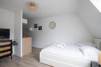Beautiful Renovated Studio - next to the metro - B&B Lilla