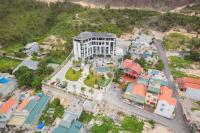 MARE MONTI villa&hotel - B&B Ha Long