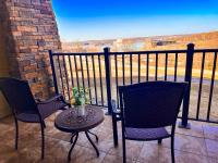 Fairway To Heaven At Four Season 2bed2bath Condo - B&B Lake Ozark