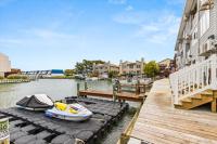 Top-Floor Bayside Condo - Canal Access & Views - B&B Ocean City