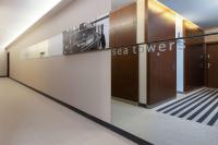 Sea Towers Apartament z Widokiem na Morze, 3 Sypialnie i 2 Balkony by Noclegi Renters - Chambres d'hôtes Gdynia
