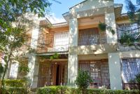 Pinetree Gardens Residence - Bed and Breakfast Eldoret