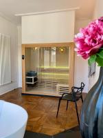 Gîte Vosges en Ville luxueux appartement Duplex avec sauna espace bien être au centre d'Epinal - B&B Épinal