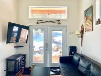 Spring Gulch Cabin at Base Camp - B&B Lawson