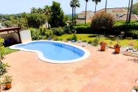 Alpine-Style Villa in Exclusive Sotogrande Alto - Bed and Breakfast Guadiaro