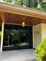 Casa Hachi - Bed and Breakfast Talamanca