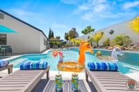 4BR Chula Vista Getaway Splash, Play & Game! - B&B Chula Vista