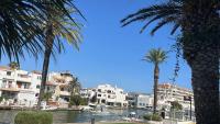 La Terrasse vue sur Canal - B&B Empuriabrava