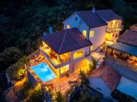 MY DALMATIA - Sea view Villa Amaria with private pool - B&B Svirče