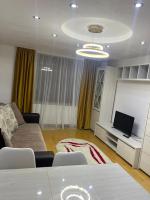 Apartment cu vedere la râu - Ferienwohnung Gura Humorului