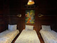 Posto Letto in Dormitorio Maschile con Bagno in Comune