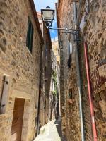 Maremma Castle Apartment - B&B Montemerano