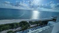 Amazing ocean view studio 14 floor Free parking - B&B Miami Beach