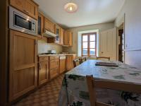 Gîte restauré avec grand terrain clos, salle de jeux, proche du Puy en Velay et Chavaniac-Lafayette - FR-1-582-297 - Chambres d'hôtes Jax