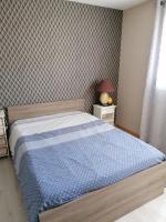 tout un étage rien que pour vous dans notre maison - B&B Chaumont