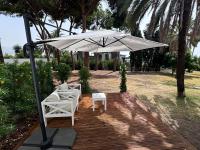 Queen Room with Garden View