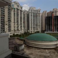 Naple Stay 168 Cozy Convenient Near Advant Tower - B&B Noida