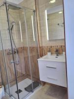 Camera Doppia con Letti Singoli con Bagno Privato