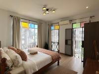 Breeze Through Peaceful 2 Store 2BR Wooden House - B&B Chiang Mai