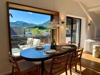 Neue Ferienwohnung mit Bergblick & Sauna - B&B Wertach