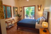 Deluxe Kamer met Queensize Bed aan het Zwembad - Uitzicht op de Oceaan