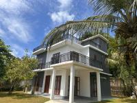 Primrose Villa - Entire PrivateVilla at Hikkaduwa - Chambres d’hôtes Hikkaduwa