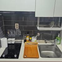 HWAGOK HAM STAY, Hongdae 20 minute - B&B Seul
