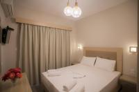 Deluxe Two-Bedroom Apartment (2 adults and 2 children)