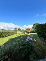 Romslig enebolig i Grimstad - B&B Grimstad