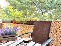 Ruhiges Apartment in Berlin mit Parkplatz & Balkon - Chambres d’hôtes Berlin