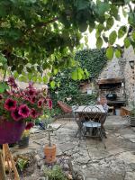 Gîte la maison de Mika - Bed and Breakfast Saint-Floret
